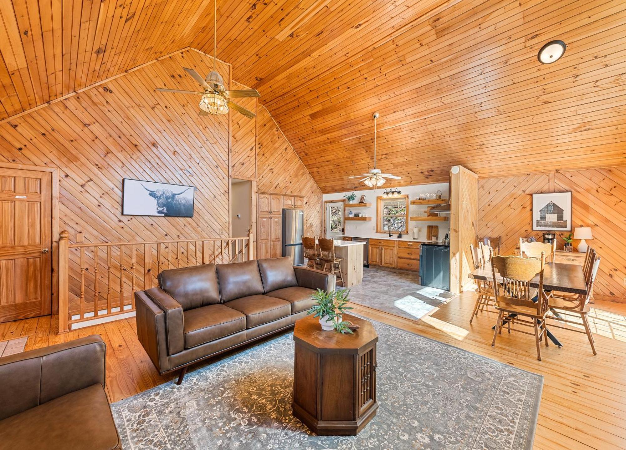 Maggie Valley Cabin With Beautiful Mountain Views, Hottub, Pet Friendly, Gameroom, Fireplace المظهر الخارجي الصورة
