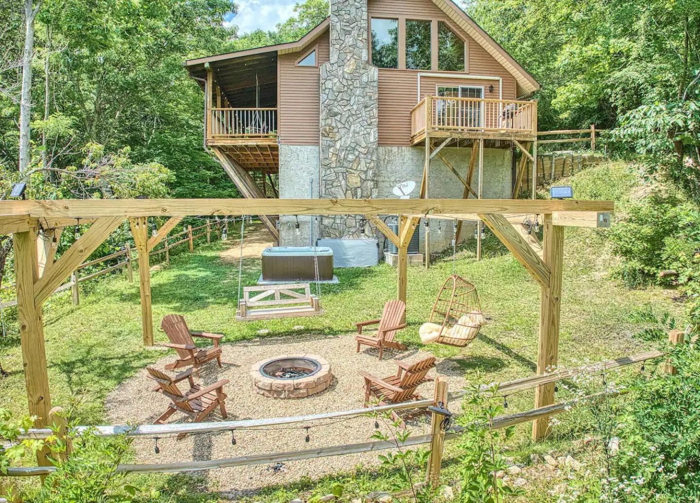 Maggie Valley Cabin With Beautiful Mountain Views, Hottub, Pet Friendly, Gameroom, Fireplace المظهر الخارجي الصورة